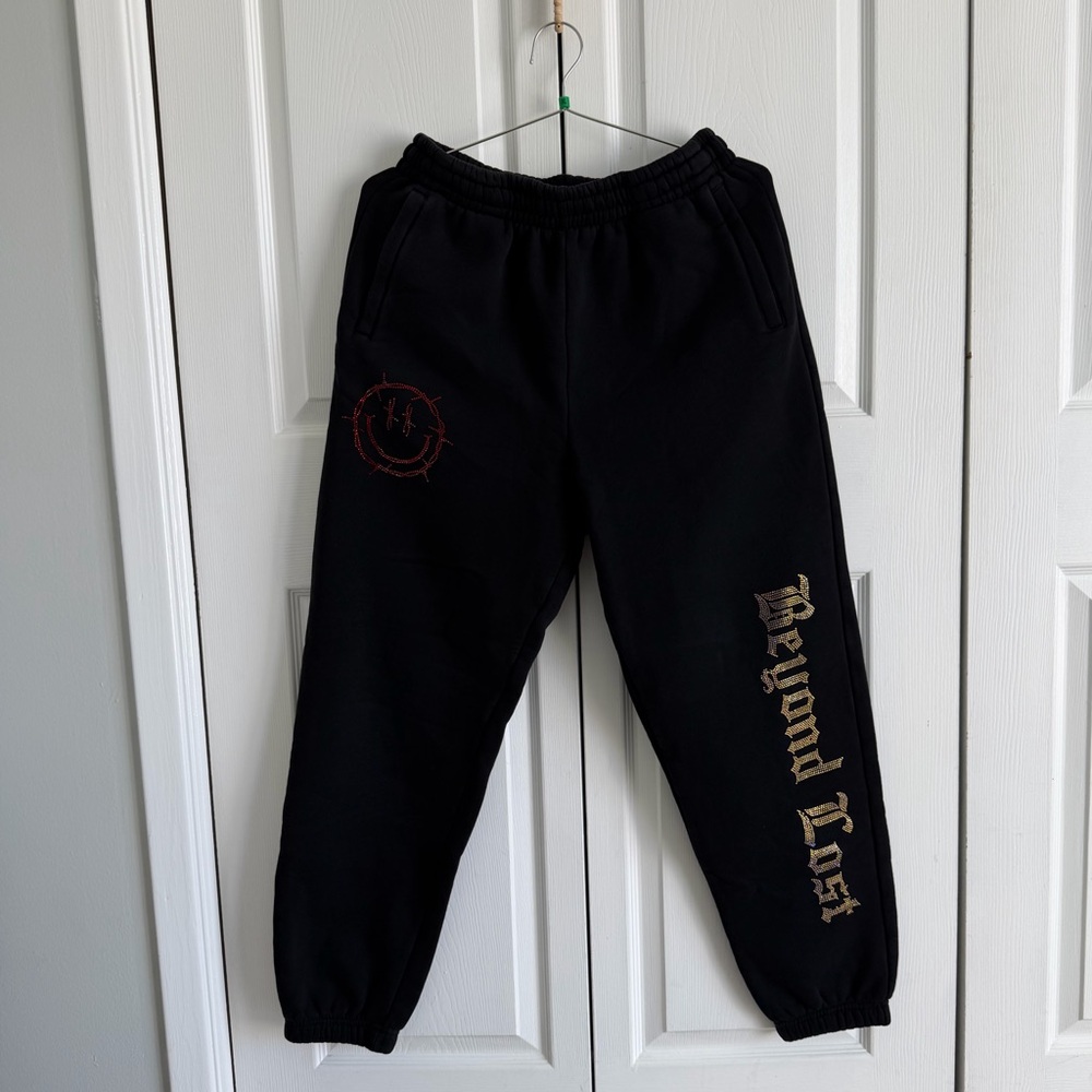 Beyond Lost NYC Black Rhinestone Barbed Wire Smiley Face Sweatpants